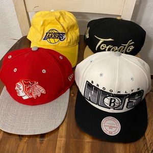 NBA/Hockey Hat Lot Mitchell And Ness/New Era. Lakers, Nets, Raptors, Blackhawks.